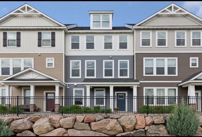 property at 5144 Hampton St NE