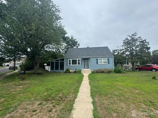 property at 51 Kenwood Terrace
