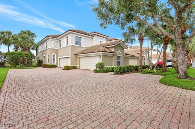 10085 Valiant Ct in Miromar Lakes, FL - Building Photo - Building Photo