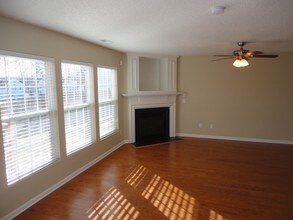 4400 Crowfield Dr in Raleigh, NC - Building Photo - Building Photo