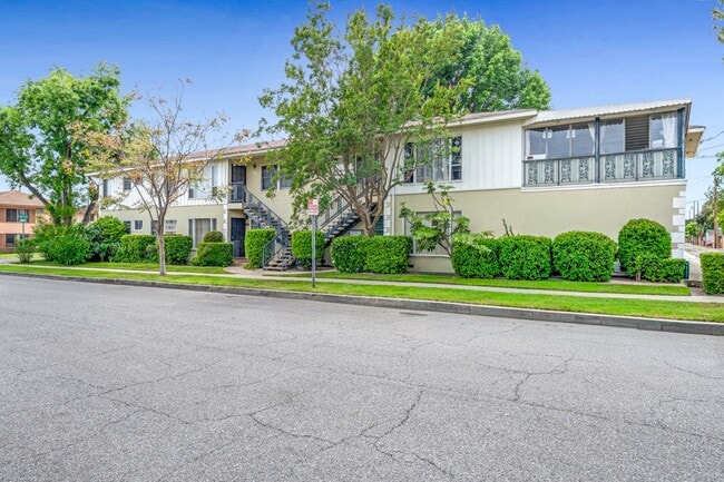 607 N Florence St in Burbank, CA - Building Photo - Building Photo