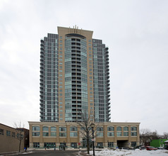 Brampton Renaissance Condos in Brampton, ON - Building Photo - Building Photo