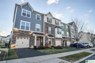 2396 Cook Dr in Easton, PA - Building Photo