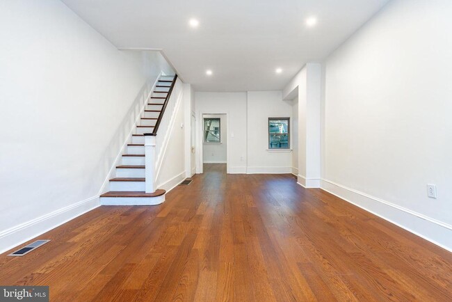 2108 S Garnet St in Philadelphia, PA - Building Photo - Building Photo