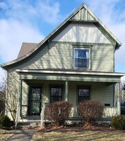 915 Edgewater Ave in Fort Wayne, IN - Building Photo