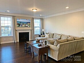 11224 Smokethorn Dr NW in Concord, NC - Foto de edificio - Building Photo