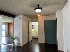 5460 White Oak Ave, Unit A318 in Encino, CA - Building Photo - Building Photo