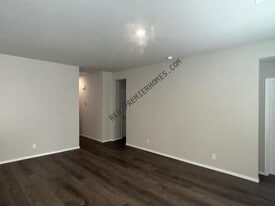 29156 E 79th Pl S in Broken Arrow, OK - Building Photo