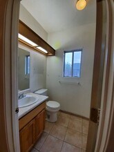 473 Driftwood Ave in Los Banos, CA - Building Photo - Building Photo