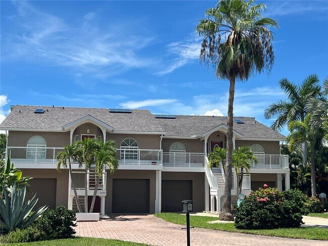 property at 2042 Matecumbe Key Rd