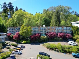 2811 75th Pl SE, Unit #402 in Mercer Island, WA - Building Photo
