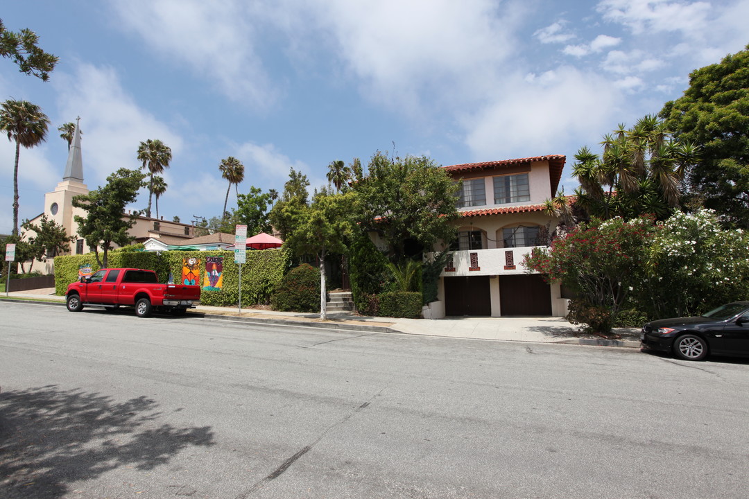 1015 18th St in Santa Monica, CA - Building Photo