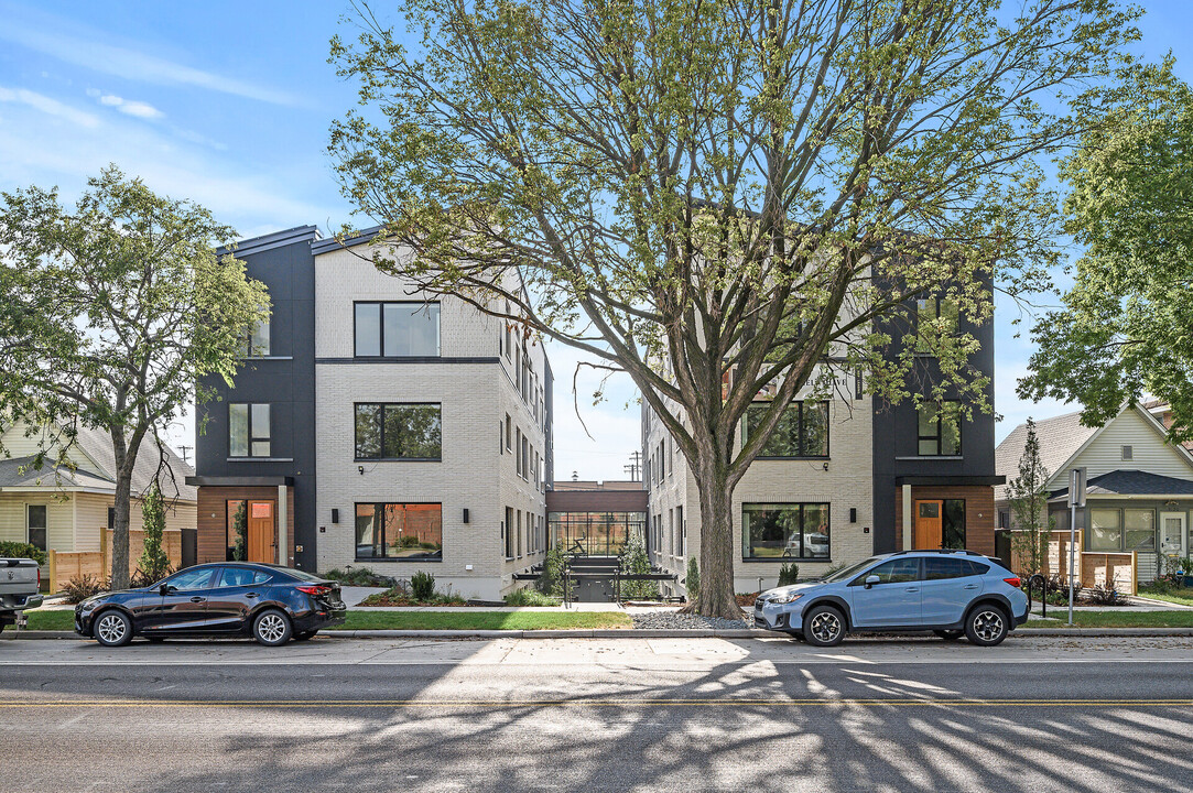 Laurel and Olive in Minneapolis, MN - Foto de edificio