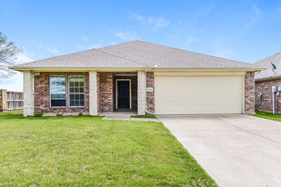 600 Preston Dr in Royse City, TX - Building Photo