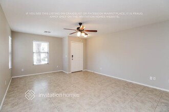 8852 E Plana Ave in Mesa, AZ - Foto de edificio - Building Photo