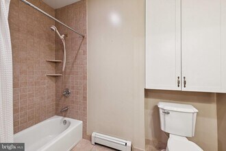 1225 30th St NW in Washington, DC - Building Photo - Building Photo
