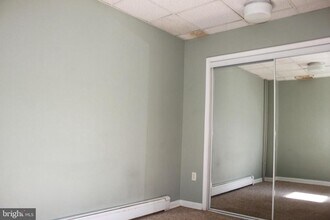 122 E Queen St in Chambersburg, PA - Building Photo - Building Photo