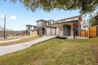 1409 Valleyridge Dr in Austin, TX - Foto de edificio - Building Photo