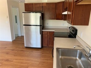 7 New St in Danbury, CT - Building Photo - Building Photo