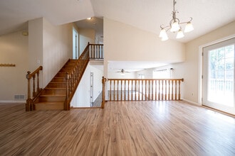 15649 Crestone Path in Rosemount, MN - Building Photo - Building Photo
