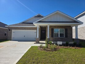 8057 Fir Tree Dr in Milton, FL - Building Photo