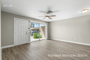 32450 Candlewood Dr, Unit 6 in Cathedral City, CA - Building Photo