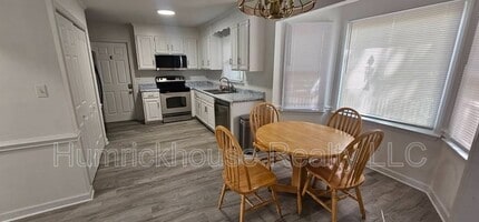 438 Blue Rock Dr in Charlotte, NC - Building Photo - Building Photo