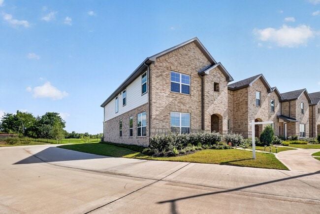 property at 2790 Mariposa Crk Dr
