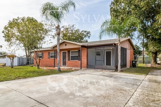 946 Keen Ct in Lakeland, FL - Building Photo - Building Photo