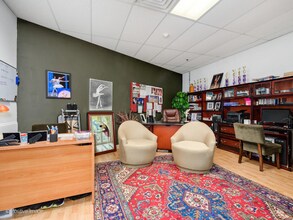 2126 1st St in Highland Park, IL - Foto de edificio - Building Photo