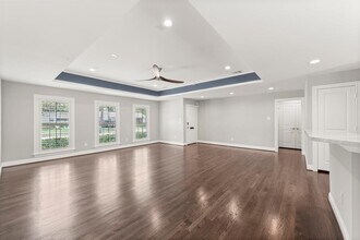 5521 Lincrest Ln in Houston, TX - Building Photo - Building Photo
