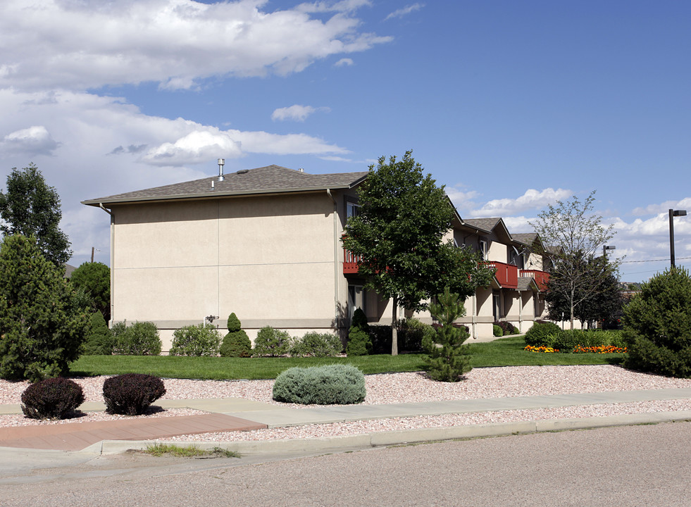 4403 Forrest Hill in Colorado Springs, CO - Building Photo