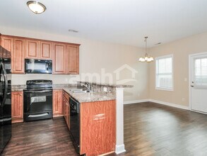 28 Thornbury Dr in Rocky Point, NC - Building Photo - Building Photo