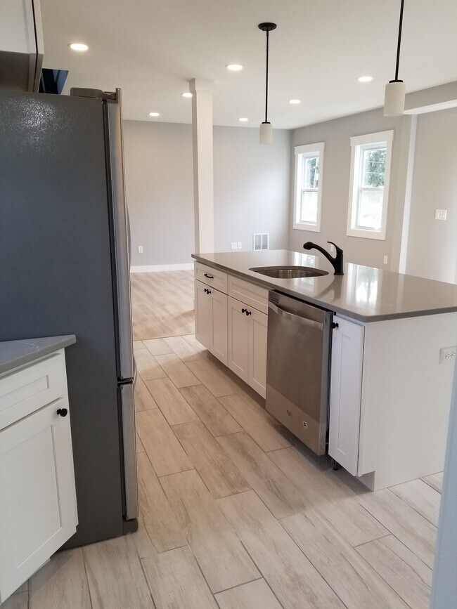 66 Hampshire St Rentals in Methuen, MA