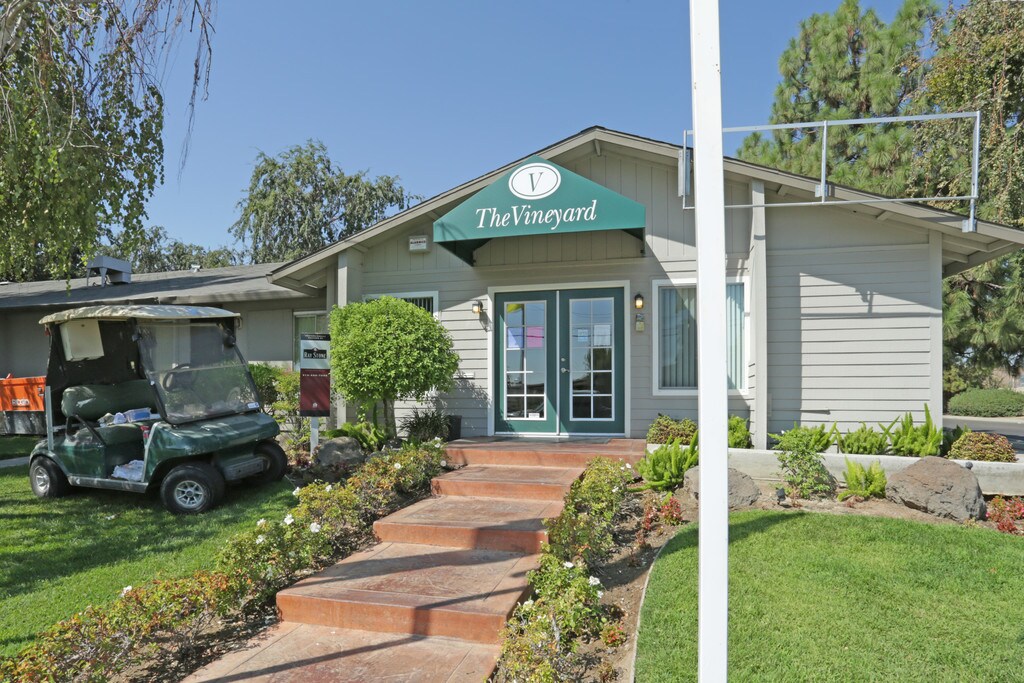 Vineyard Apartments Ceres, CA Apartments