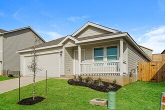 5916 Forenoon Dr in Bulverde, TX - Building Photo - Building Photo