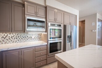 11717 Glowing Sunset Ln in Las Vegas, NV - Building Photo - Building Photo