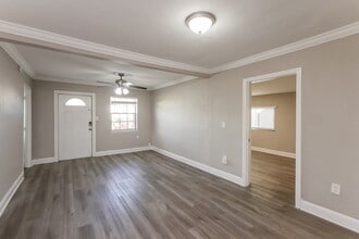 1001 SW 25th Ave in Fort Lauderdale, FL - Building Photo - Building Photo