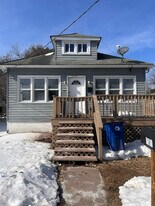 7516 Carroll Ave in Dundalk, MD - Building Photo