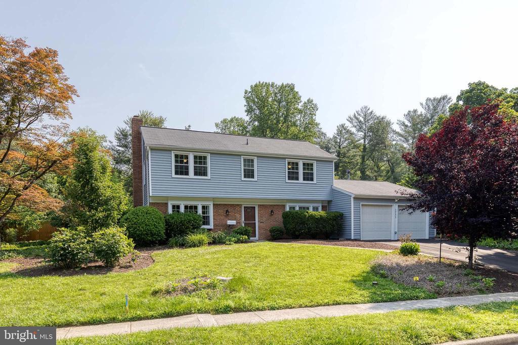 1711 Stratton Rd in Crofton, MD - Building Photo