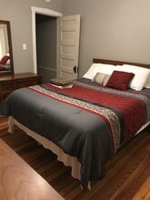 249 E Park Blvd, Unit First Floor in Villa Park, IL - Foto de edificio - Building Photo