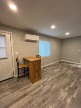 320 W Whittier Ave in Tracy, CA - Building Photo - Building Photo