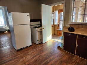 3916 6th Ave in Rock Island, IL - Building Photo - Building Photo