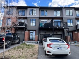 102 Visor Private in Ottawa, ON - Building Photo