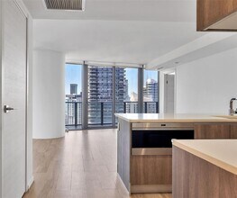 801 S Miami Ave, Unit 4404 in Miami, FL - Building Photo - Building Photo