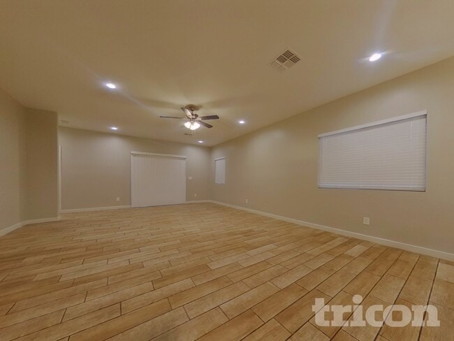 109 E Mountain View Dr in Avondale, AZ - Building Photo - Building Photo