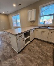 2094 Dowd Ave, Unit DOWD FRONT in Lakewood, OH - Building Photo - Building Photo