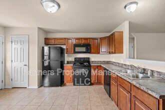 1154 S Gentle Valley Dr in Fayetteville, AR - Building Photo - Building Photo