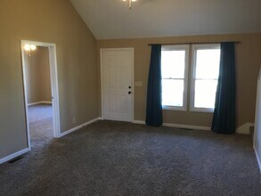260 Kathleen Ct in Clarksville, TN - Building Photo - Building Photo