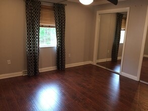 800 Mount Pleasant Rd in Greensburg, PA - Building Photo - Building Photo